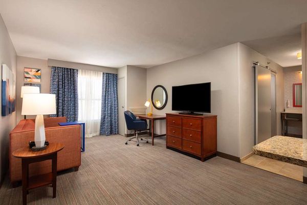 Hampton Inn & Suites El Paso-Airport by null