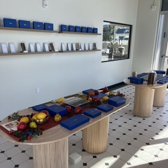 Maison Noten - Display cases - Chocolatiers & Shops Near Me - Los Angeles, California Maison Noten - Display cases - Chocolatiers & Shops Near Me - Los Angeles, California