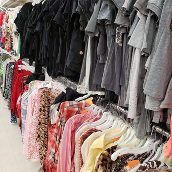 Value World - Used, Vintage & Consignment Near Me - Warren, Michigan