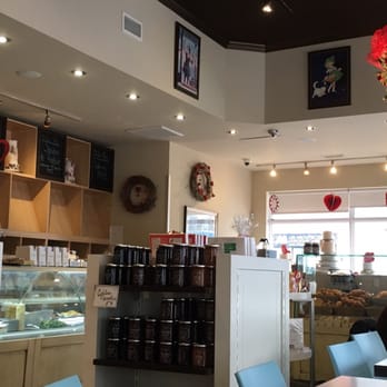 Dolci Piu - Custom Cakes Near Me - Saint-Laurent, Quebec