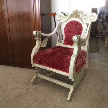 Yester Year Antique Mart - Two beautiful antique red velvet chairs. Ornate wood carving with pretty patina. Perfect! $575 - Antiques Near Me - Las Vegas, Nevada Yester Year Antique Mart - Two beautiful antique red velvet chairs. Ornate wood carving with pretty patina. Perfect! $575 - Antiques Near Me - Las Vegas, Nevada