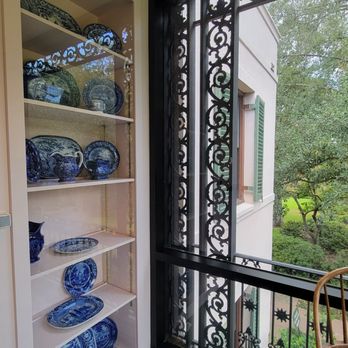 Bayou Bend Collection and Gardens - Sitting room - Art Museums Near Me - Houston, Texas