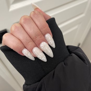 Allure Nails - Nail Salons Near Me - Elk Grove, California