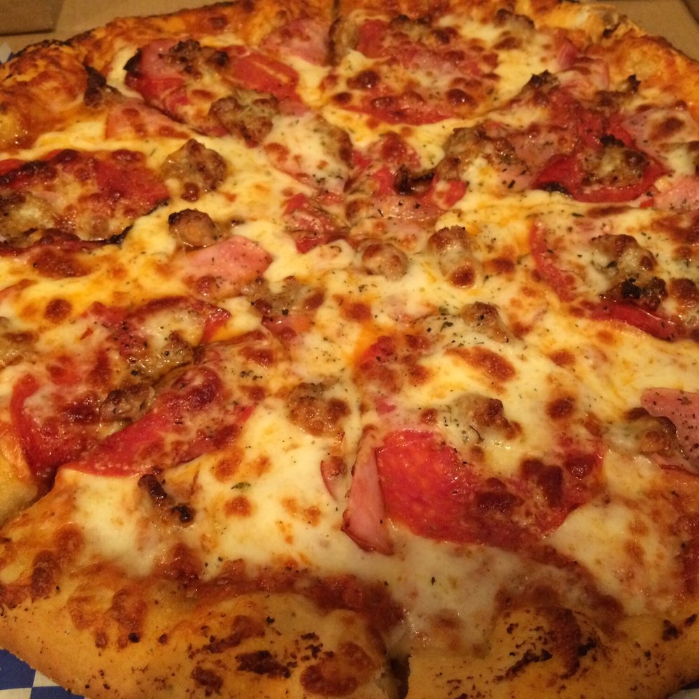 5000 Pies - Pepperoni ham and sausage - Pizza Near Me - Long Beach, California