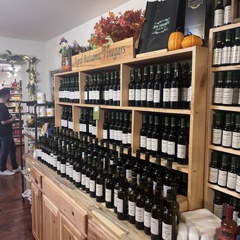 Jim Thorpe Olive Oil - Look at the room from the entrance - Olive Oil Near Me - Jim Thorpe, Pennsylvania Jim Thorpe Olive Oil - Look at the room from the entrance - Olive Oil Near Me - Jim Thorpe, Pennsylvania
