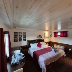Atlantic Coast Inn - Our room layout