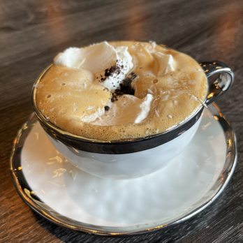 Makario Coffee Roasters - Einspanner - Coffee & Tea Near Me - Everett, Washington Makario Coffee Roasters - Einspanner - Coffee & Tea Near Me - Everett, Washington