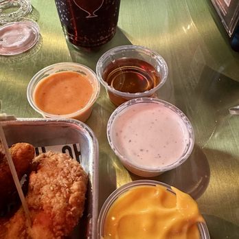 Houston TX Hot Chicken - Cheese Sauce (2 oz), Ranch (2 oz), Maple Syrup (2 oz), House Sauce (2 oz) - Sandwiches Near Me - Henderson, Nevada Houston TX Hot Chicken - Cheese Sauce (2 oz), Ranch (2 oz), Maple Syrup (2 oz), House Sauce (2 oz) - Sandwiches Near Me - Henderson, Nevada