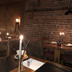 Restaurant Altes Eishaus - Abends bei Kerzenschein