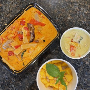 Siam Le Bien - Yum!! Duck curry, chicken curry, and mango sticky rice - Thai Near Me - Burnaby, British Columbia Siam Le Bien - Yum!! Duck curry, chicken curry, and mango sticky rice - Thai Near Me - Burnaby, British Columbia