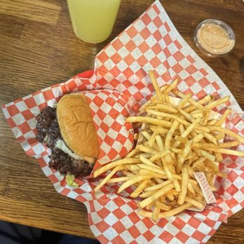 Spread Please - The classic double w cheese and without onion pickles only cheese lettuce and homemade sauce - Burgers Near Me - El Segundo, California