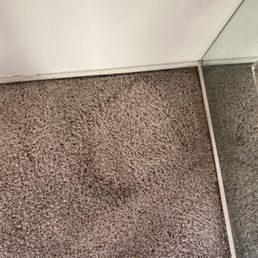 Had to tell the cleaner to make sure to run the corners and i'm left with dirty carpets on the corner as they only cleaned the middle part Had to tell the cleaner to make sure to run the corners and i'm left with dirty carpets on the corner as they only cleaned the middle part