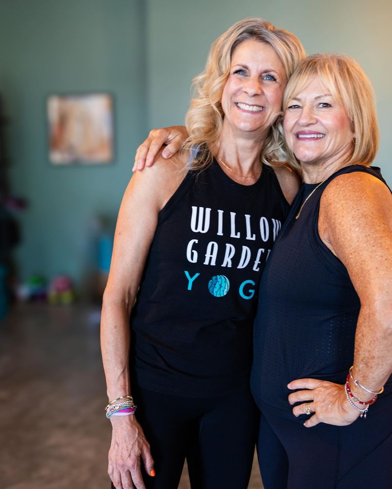 Willow Gardens Yoga Logo