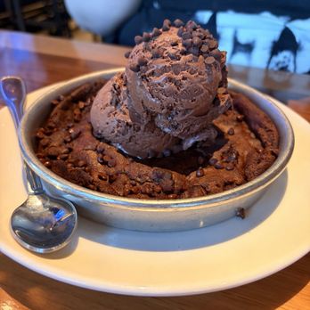 BJ's Restaurant & Brewhouse - Triple Chocolate Pizookie Made With Ghirardelli - Pizza Near Me - Brookfield, Wisconsin