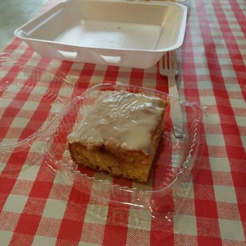 Sugar's Place - Honey bun cake! - Soul Food Near Me - Jackson, Mississippi