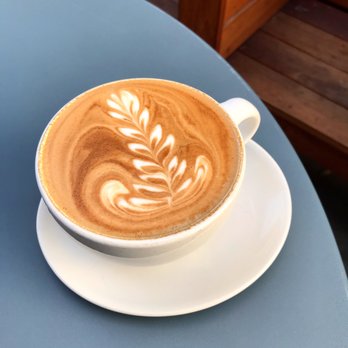 Blue Bottle Coffee - Pasadena - Beautiful Hot Winter Latte by Jess :) - Coffee & Tea Near Me - Pasadena, California