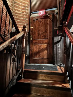 Bathtub Gin & Co. by null