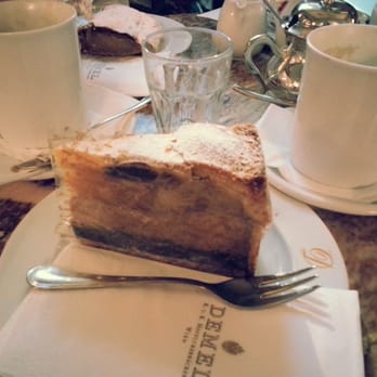 Demel - Fachertorte. - Cafes Near Me - Vienna, 9