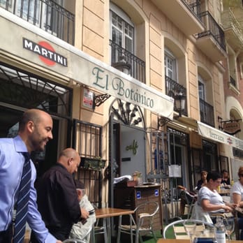 El Botánico - Outdoor seating near Prado & Botanical Gardens - Modern European Near Me - Madrid, M