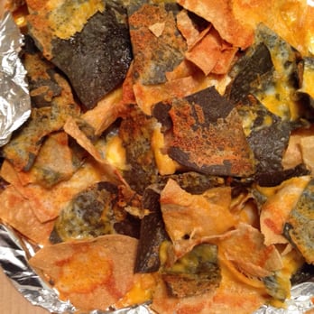 Yard House - I ordered nachos with extra extra cheese and this is what I got, burnt chips with barely no cheese never mind extra extra cheese - New American Near Me - Lynnfield, Massachusetts Yard House - I ordered nachos with extra extra cheese and this is what I got, burnt chips with barely no cheese never mind extra extra cheese - New American Near Me - Lynnfield, Massachusetts