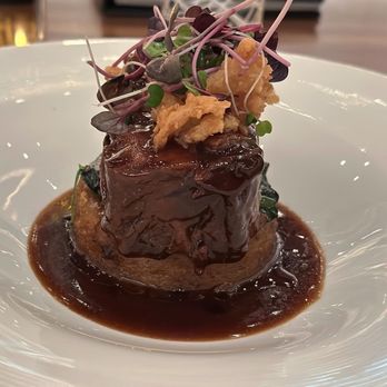 Gordon Ramsay Hell’s Kitchen - Short Rib - Bars Near Me - Mashantucket, Connecticut Gordon Ramsay Hell’s Kitchen - Short Rib - Bars Near Me - Mashantucket, Connecticut