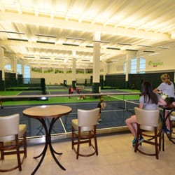 Life Time - Indoor tennis courts