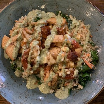First Watch - Chicken pesto bowl - delicious!! Nailed the quinoa. - Cafes Near Me - Largo, Florida First Watch - Chicken pesto bowl - delicious!! Nailed the quinoa. - Cafes Near Me - Largo, Florida