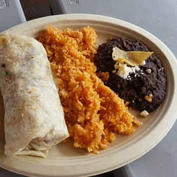 Serg's Mexican Kitchen - Burrito - Food Trucks Near Me - Honolulu, Hawaii