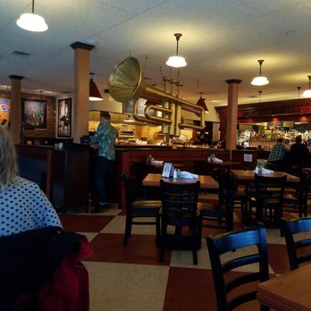 Cooks Tavern - New American Near Me - Tacoma, Washington