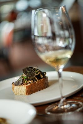 Fraser's Restaurant by null