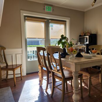 Saratoga Inn - Hotels Near Me - Langley, Washington Saratoga Inn - Hotels Near Me - Langley, Washington