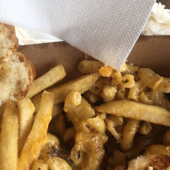 Mr Meximum - Piece of hair from my burger - Food Trucks Near Me - San Antonio, Texas