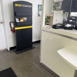 Hertz Rent A Car - Logo