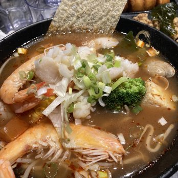 19 GOLD - Seafood malatang + rich tomato broth - Taiwanese Near Me - Seattle, Washington