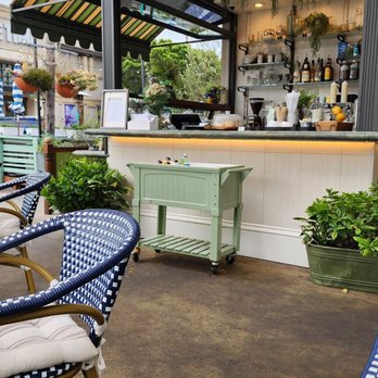 Queenstown Cafe - Patio - Coffee & Tea Near Me - La Jolla, California Queenstown Cafe - Patio - Coffee & Tea Near Me - La Jolla, California