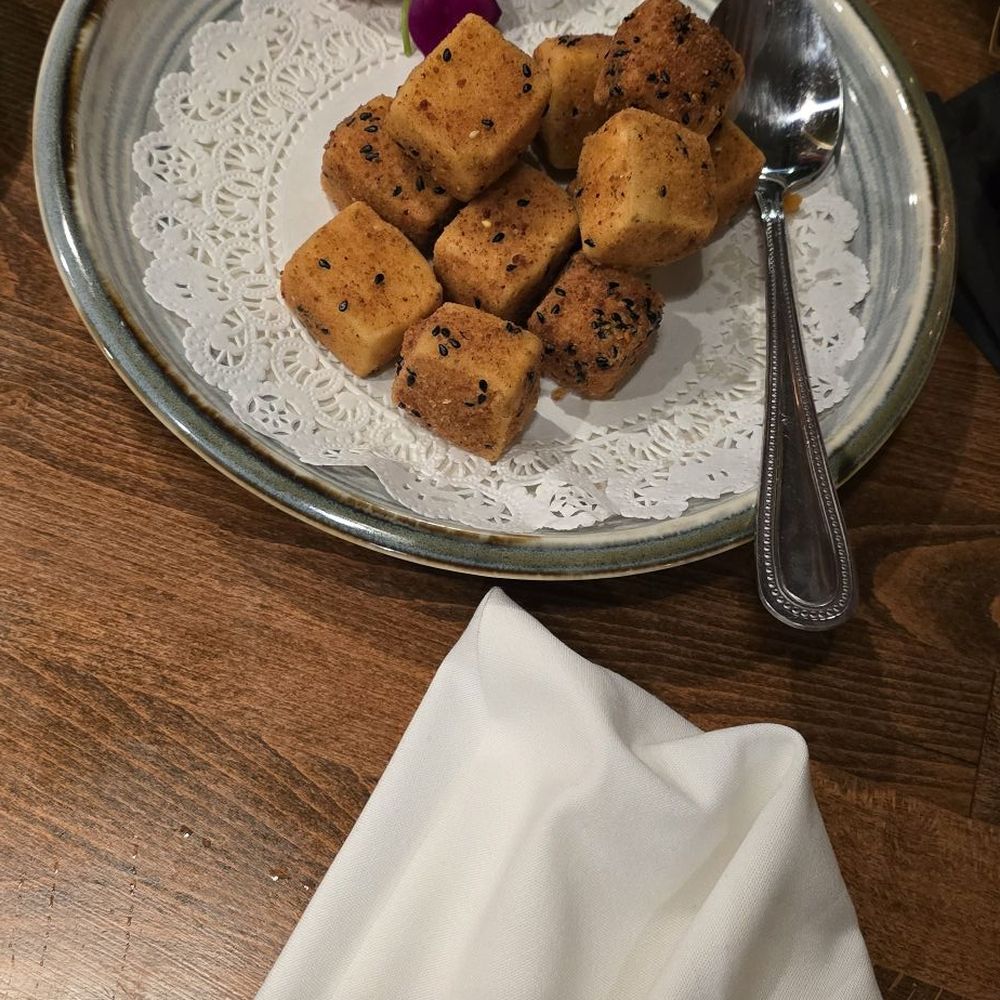 Kue's Chinese Kitchen and Bar - Fried Tofu - Chinese Near Me - Alhambra, California