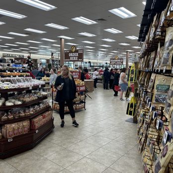 Buc-ee's - Inside - Gas Stations Near Me - Daytona Beach, Florida Buc-ee's - Inside - Gas Stations Near Me - Daytona Beach, Florida
