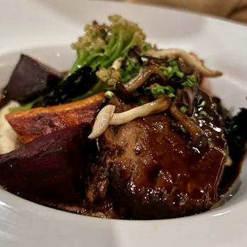 James On Main - BEEF BRISKET (GF) - New American Near Me - Hackettstown, New Jersey