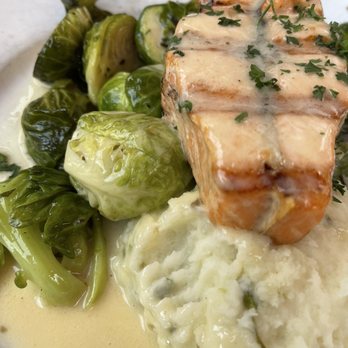 Wilde Bar & Restaurant - Scottish Salmon Tray - Pubs Near Me - Chicago, Illinois Wilde Bar & Restaurant - Scottish Salmon Tray - Pubs Near Me - Chicago, Illinois