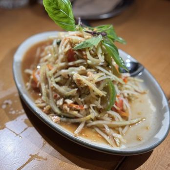 Kin Len Thai Night Bites - Thai Papaya Salad - Thai Near Me - Seattle, Washington Kin Len Thai Night Bites - Thai Papaya Salad - Thai Near Me - Seattle, Washington