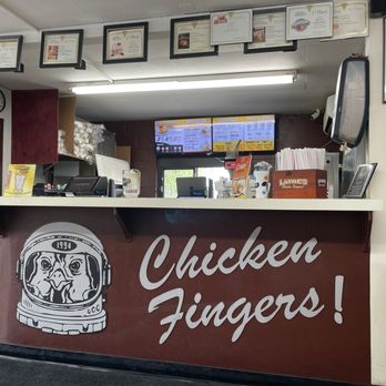 Layne's Chicken Fingers - The counter where you order - Fast Food Near Me - College Station, Texas