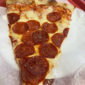 Roma Pizza - Slice with 1 Topping Pizza (pepperoni) - Pizza Near Me - New York, New York Roma Pizza - Slice with 1 Topping Pizza (pepperoni) - Pizza Near Me - New York, New York