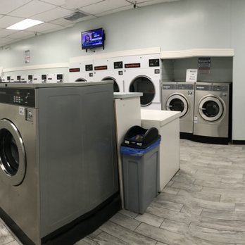 Launderland - 30-40 pound washers - Laundromat Near Me - Turlock, California