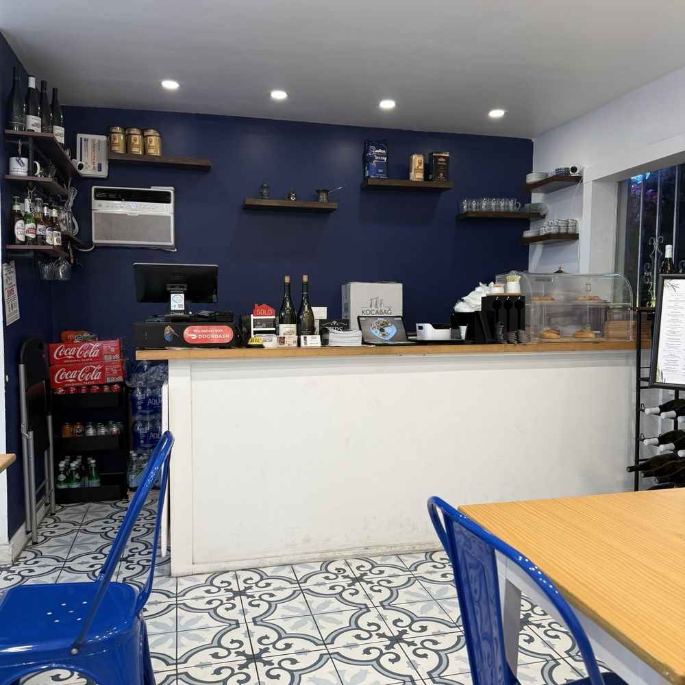 Olive's Mediterranean Grill - Inside dining area - Coffee & Tea Near Me - Key West, Florida Olive's Mediterranean Grill - Inside dining area - Coffee & Tea Near Me - Key West, Florida