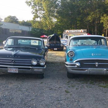Mendon Drive-In - Drive-In Theater Near Me - Mendon, Massachusetts