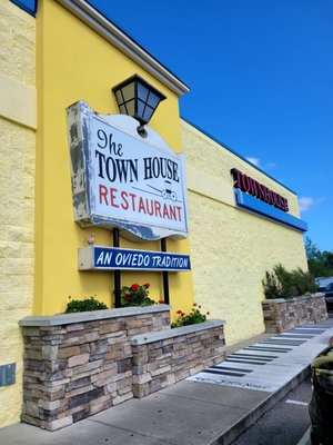 The Town House Restaurant by null