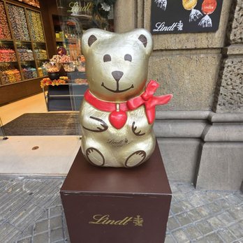 Lindt - Chocolatiers & Shops Near Me - Barcelona, B