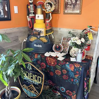 El Gallo Giro - Ambiance - Mexican Near Me - Meridian, Idaho El Gallo Giro - Ambiance - Mexican Near Me - Meridian, Idaho