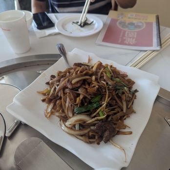 Super Dumpling - Beef chow fun - Chinese Near Me - San Diego, California Super Dumpling - Beef chow fun - Chinese Near Me - San Diego, California