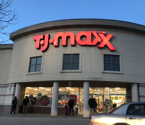 TJ MAXX - Updated January 2026 - 4026 E 53rd St, Davenport, Iowa